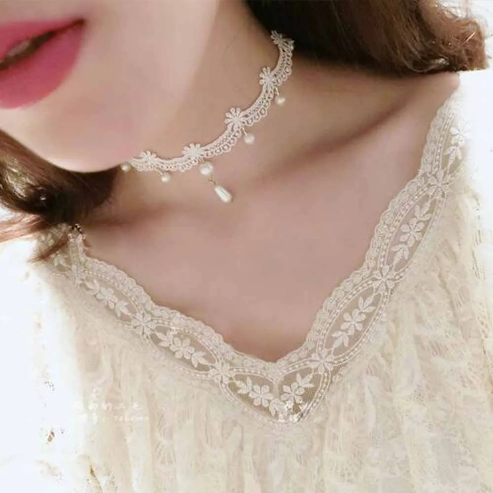 Handmade Gothic White Lace Choker