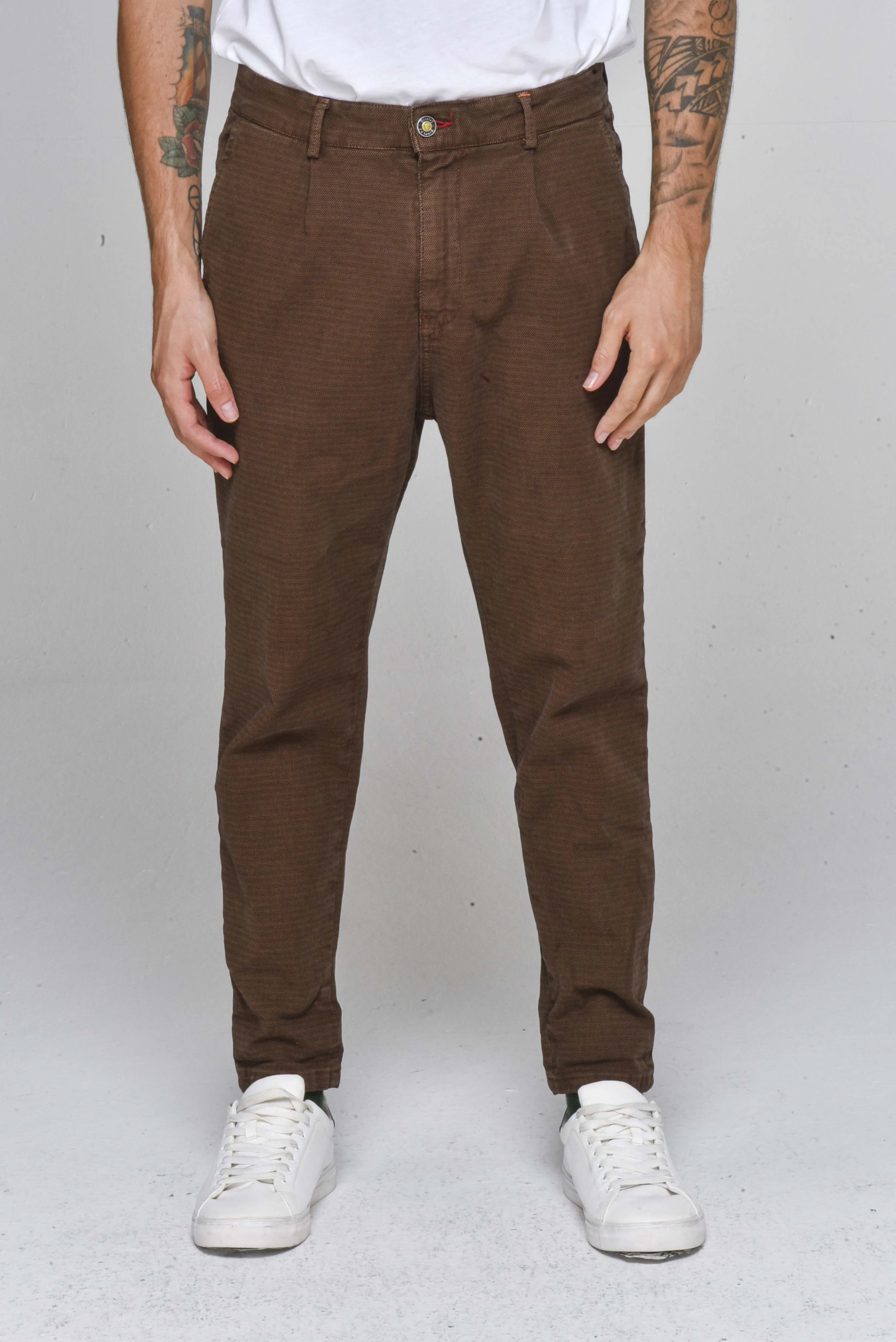 Pantaloni in cotone slim New Private Janet Tabacco FW22/23